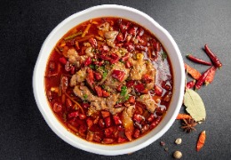 應對生理期、熬夜和換季引發的痘痘，您需要這些護膚技巧