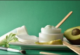 貼片面膜和涂抹面膜,哪個(gè)更適合你的肌膚?